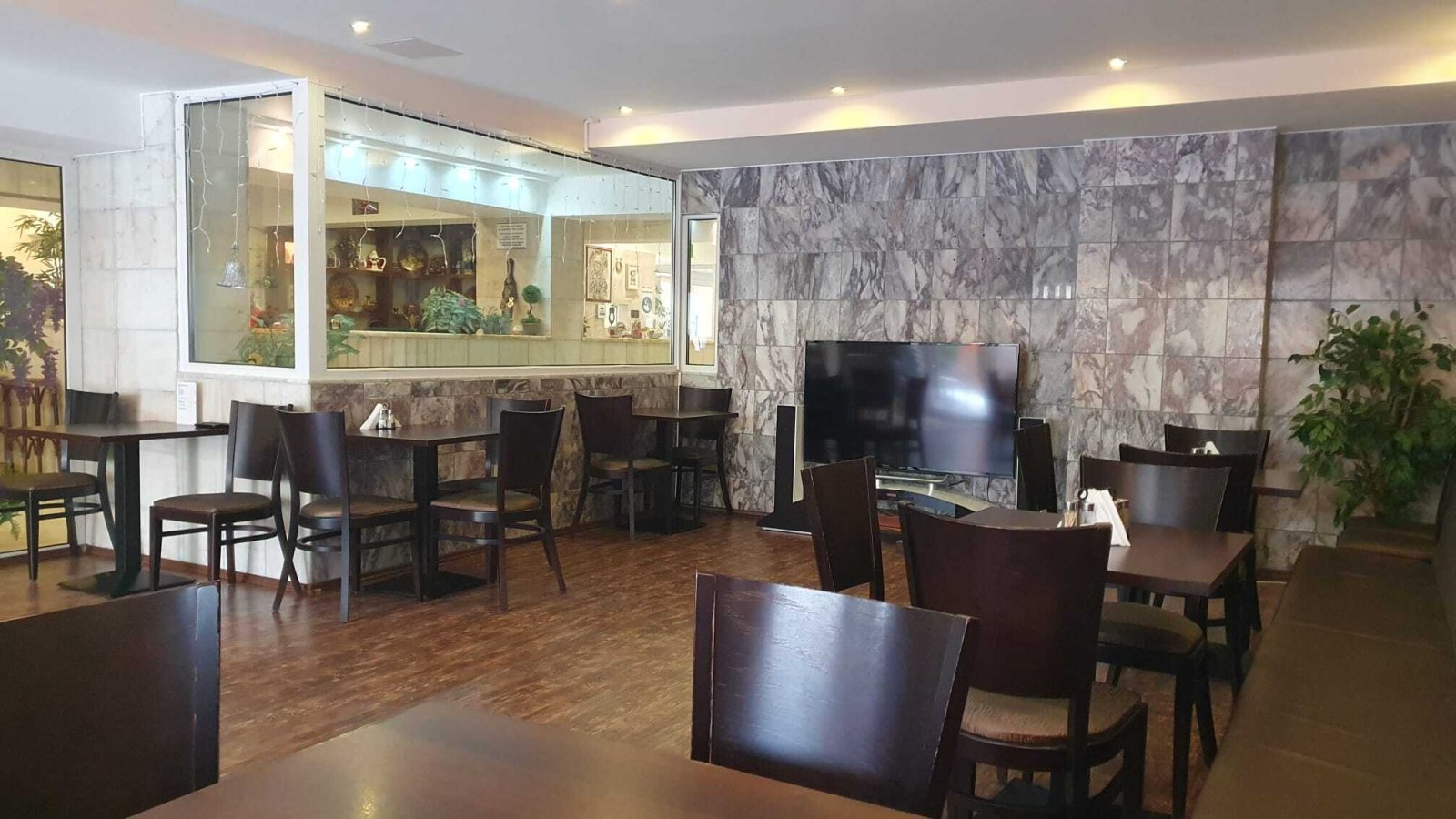 Berlin: Einmalige Investitionschance: Vielseitig nutzbare Immobilie mit Sauna-Infrastruktur Berlin: Einmalige Investitionschance: Vielseitig nutzbare Immobilie mit Sauna-Infrastruktur