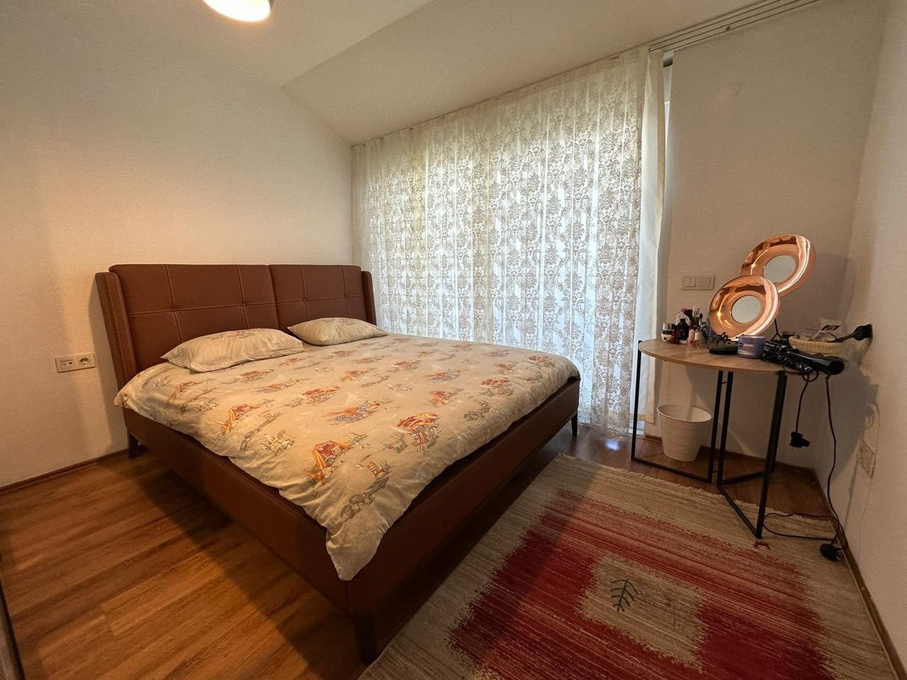 Hauptschlafzimmer , Zweiter Stock im Duplex