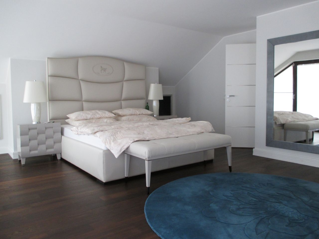 Schlafzimmer 1 (Austattung vor Vermietung)