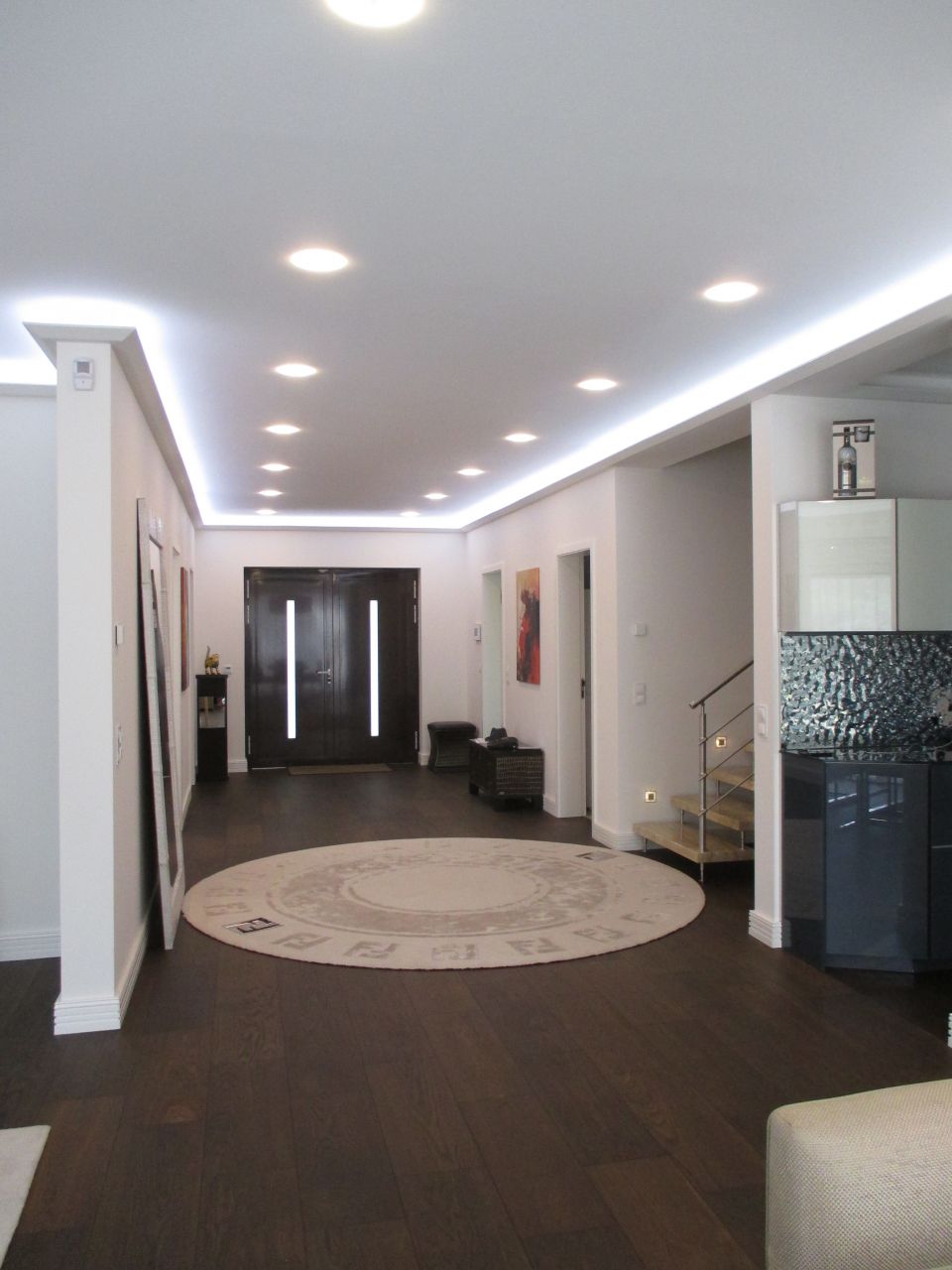 Eingangsfoyer (Austattung vor Vermietung)