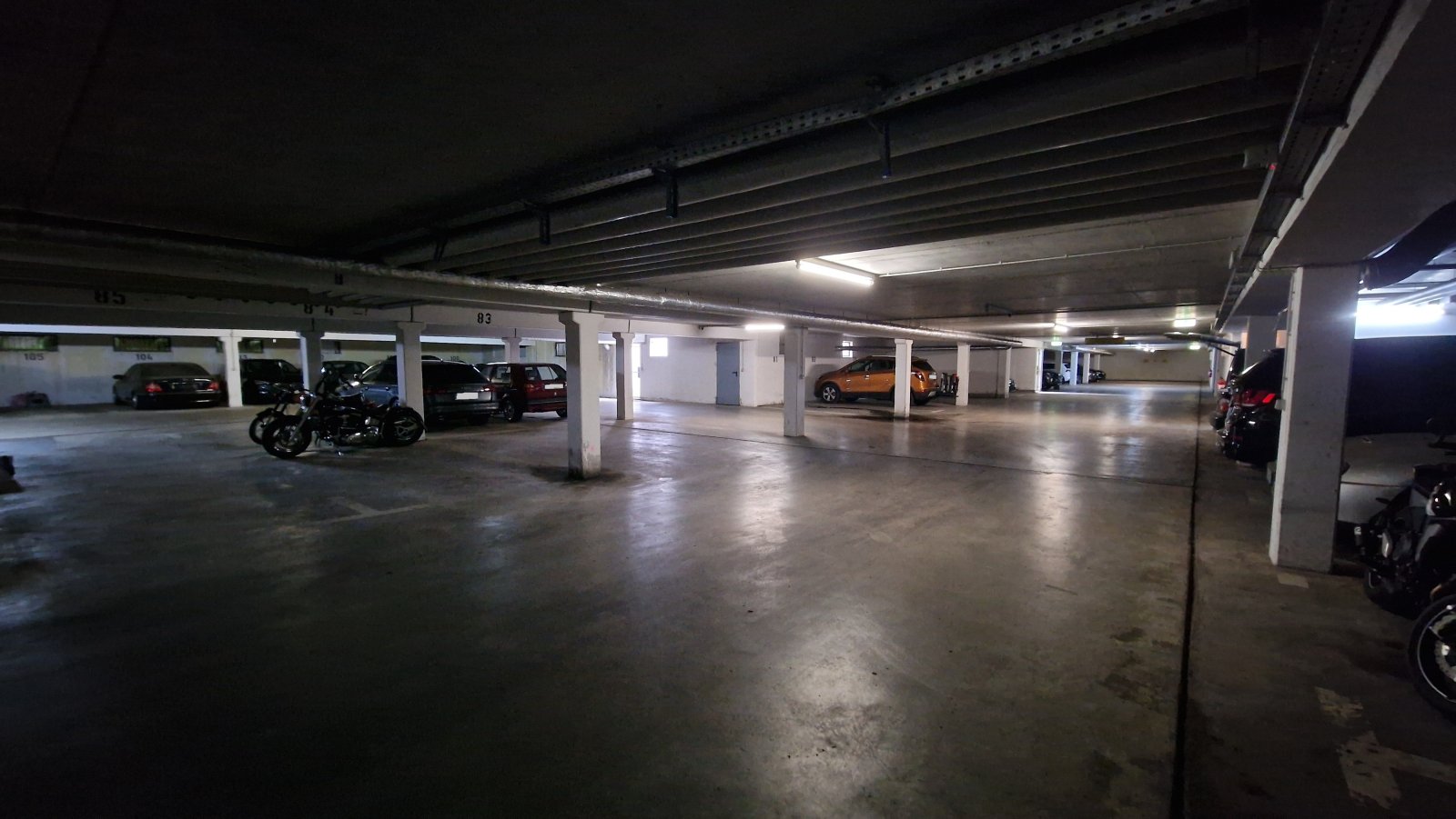 Tiefgarage Tiefgarage